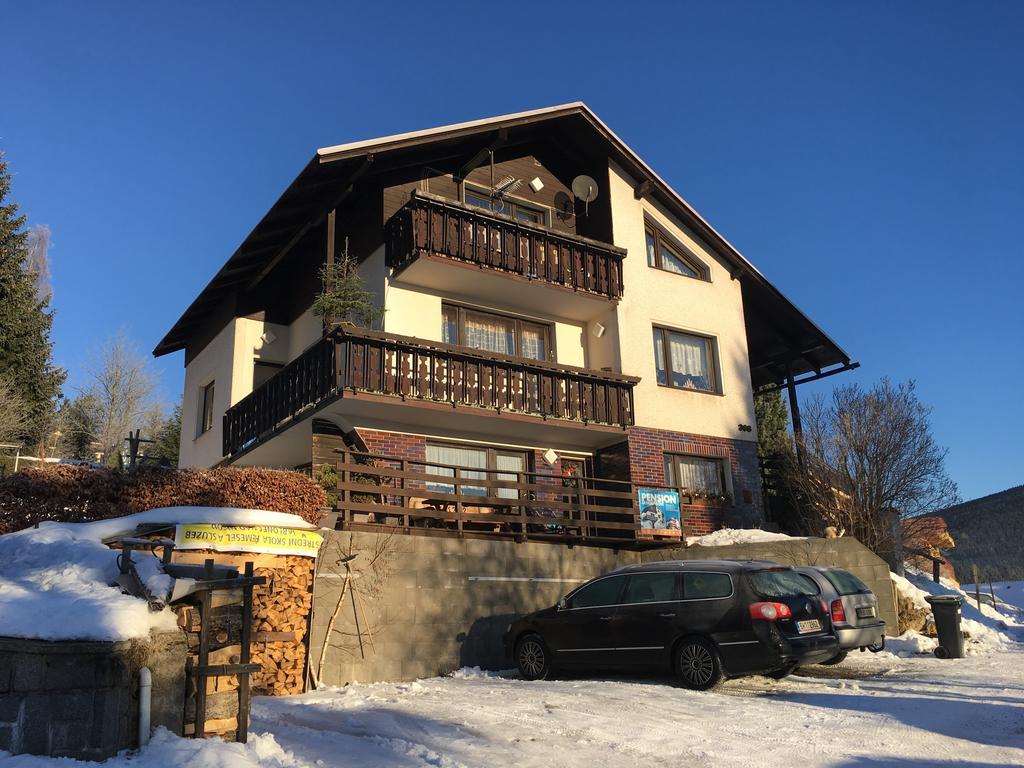 Penzion Janouskovi Harrachov Bagian luar foto